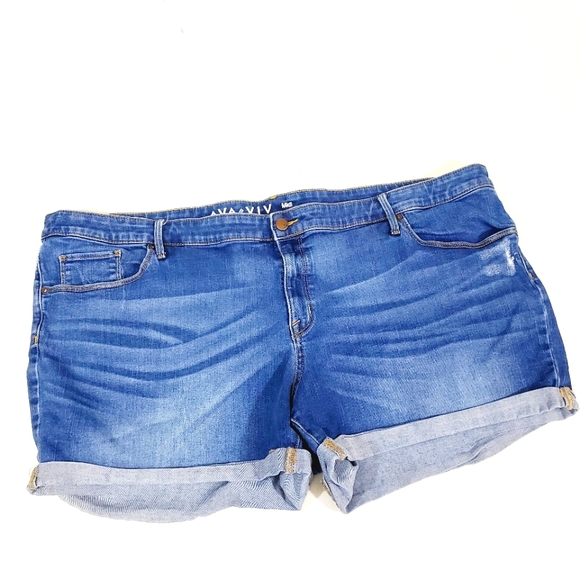Ava&Viv Jean Shorts Size 26W - Picture 1 of 5